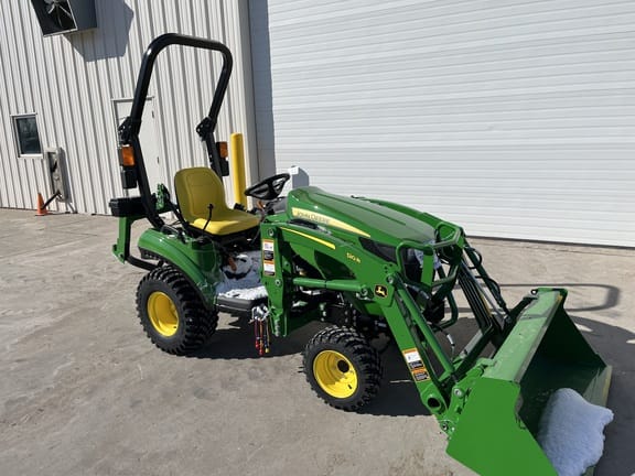 2025 John Deere 1023E Equipment Image0