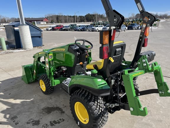 Image of John Deere 1023E equipment image 3