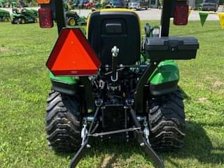 Image of John Deere 1023E equipment image 2