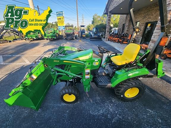 Image of John Deere 1023E equipment image 3