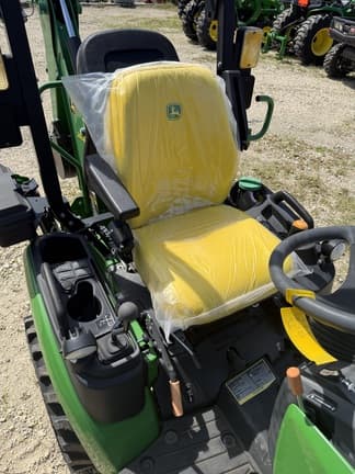 Image of John Deere 1025R equipment image 4