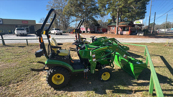 Image of John Deere 1025R equipment image 4