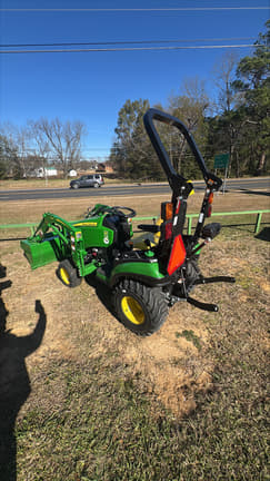 Image of John Deere 1025R equipment image 2