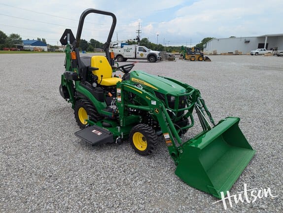 2025 John Deere 1025R Equipment Image0