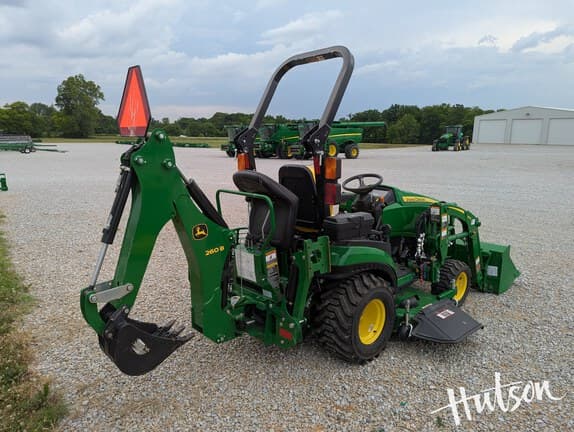 Image of John Deere 1025R equipment image 2