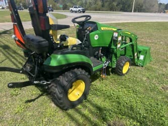 Image of John Deere 1025R equipment image 2