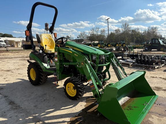 Image of John Deere 1025R equipment image 1