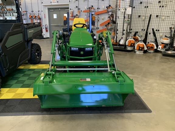 Image of John Deere 1025R equipment image 2