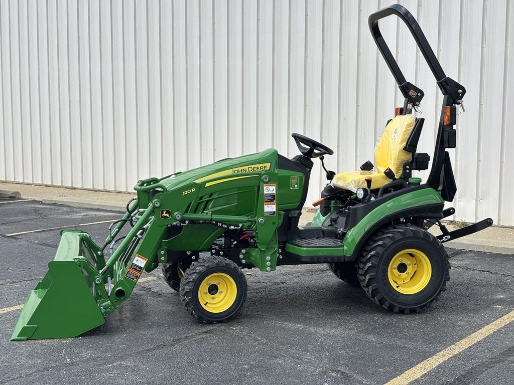 2025 John Deere 1025R Equipment Image0