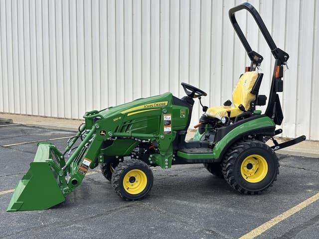 Image of John Deere 1025R equipment image 2