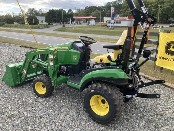 Image of John Deere 1025R equipment image 2