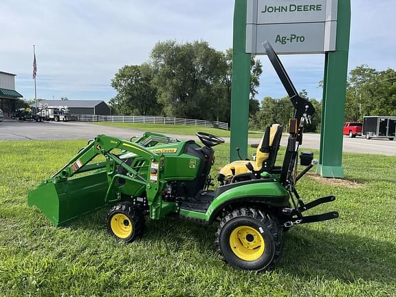 Image of John Deere 1025R equipment image 1