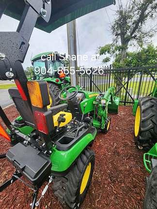Image of John Deere 1025R equipment image 2