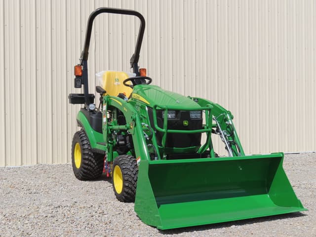 Image of John Deere 1025R equipment image 1
