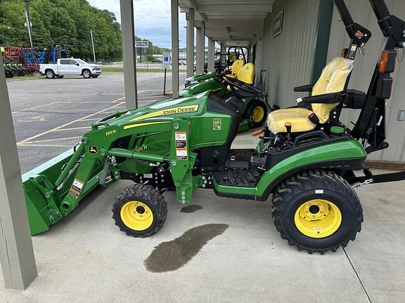 Image of John Deere 1025R equipment image 1