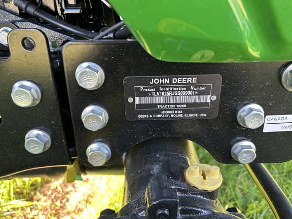 Image of John Deere 1025R Image 1