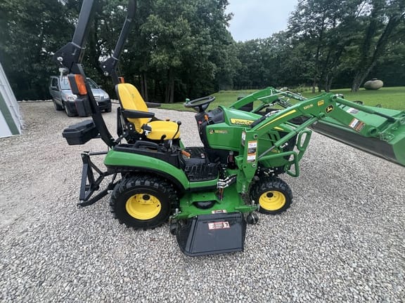 2025 John Deere 1025R Equipment Image0