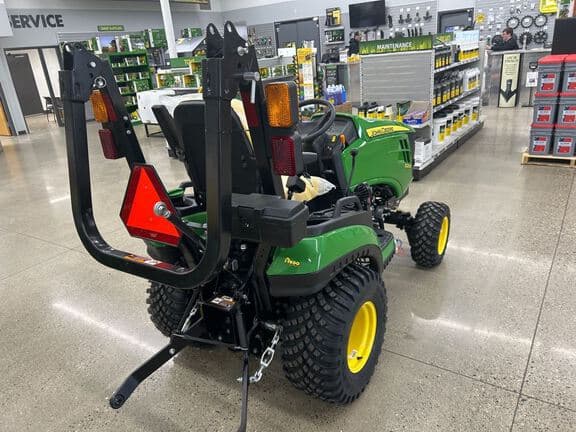 Image of John Deere 1025R equipment image 4