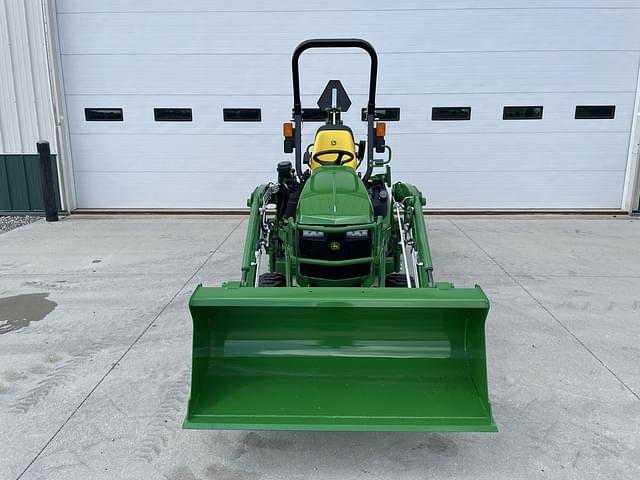 Image of John Deere 1025R equipment image 2