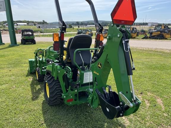 Image of John Deere 1025R equipment image 2