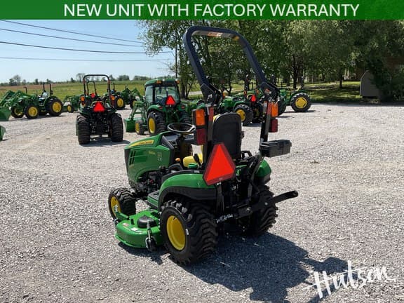 Image of John Deere 1025R equipment image 3
