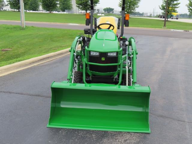Image of John Deere 1025R equipment image 2