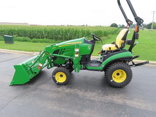 Image of John Deere 1025R equipment image 1