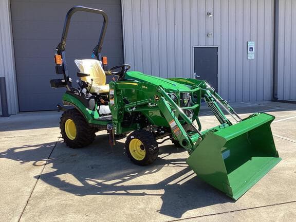 Image of John Deere 1025R equipment image 2
