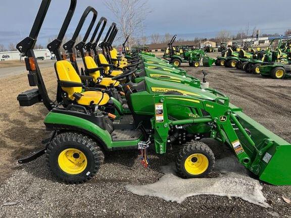 Image of John Deere 1025R equipment image 1