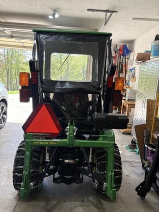 Image of John Deere 1025R equipment image 2