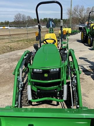 Image of John Deere 1025R equipment image 3