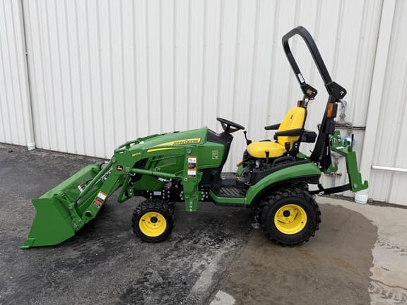 Image of John Deere 1025R equipment image 2