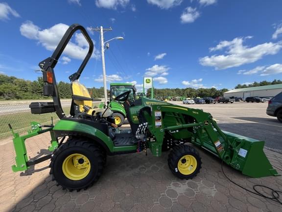 Image of John Deere 1025R Image 1