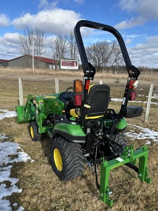 Image of John Deere 1025R equipment image 3