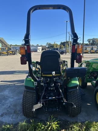 Image of John Deere 1025R equipment image 2