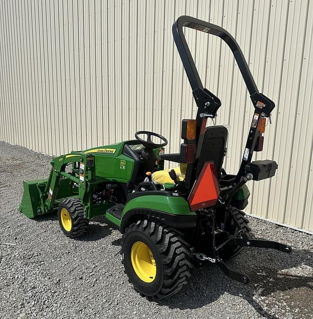 Image of John Deere 1025R equipment image 1
