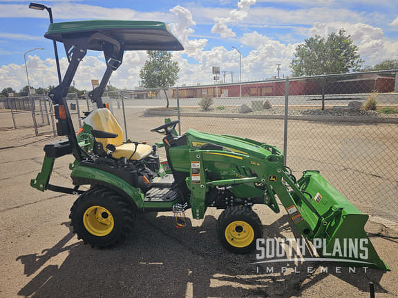 Image of John Deere 1025R Image 1