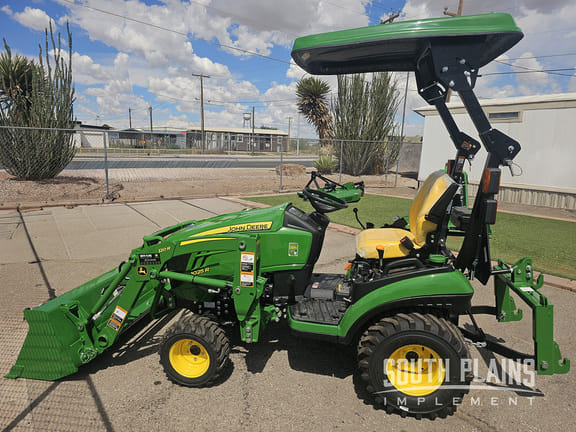 2025 John Deere 1025R Equipment Image0