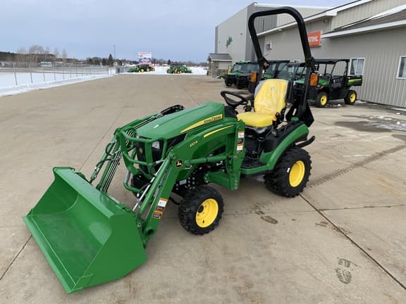 Image of John Deere 1025R equipment image 1