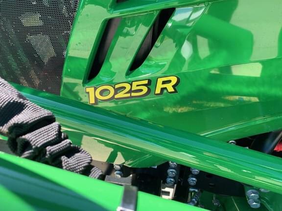 Image of John Deere 1025R equipment image 1