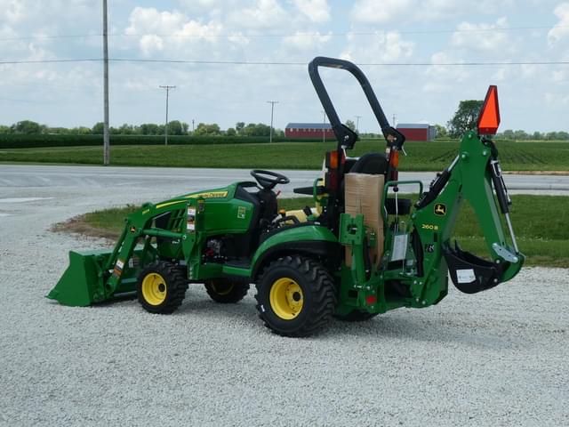 Image of John Deere 1025R equipment image 2