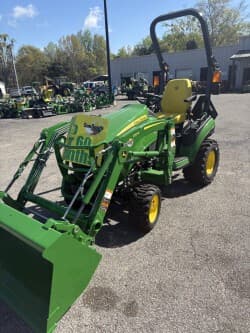 Image of John Deere 1025R equipment image 1