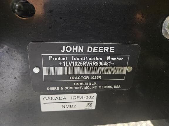 Image of John Deere 1025R equipment image 4
