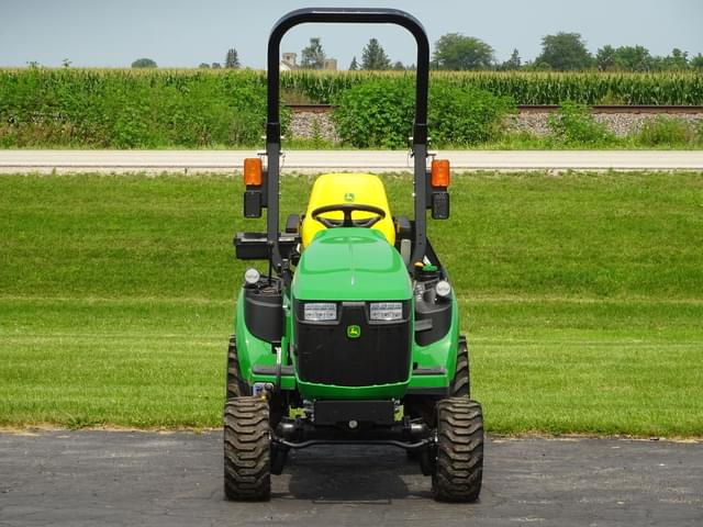 Image of John Deere 1025R equipment image 1
