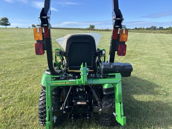 Image of John Deere 1025R equipment image 2