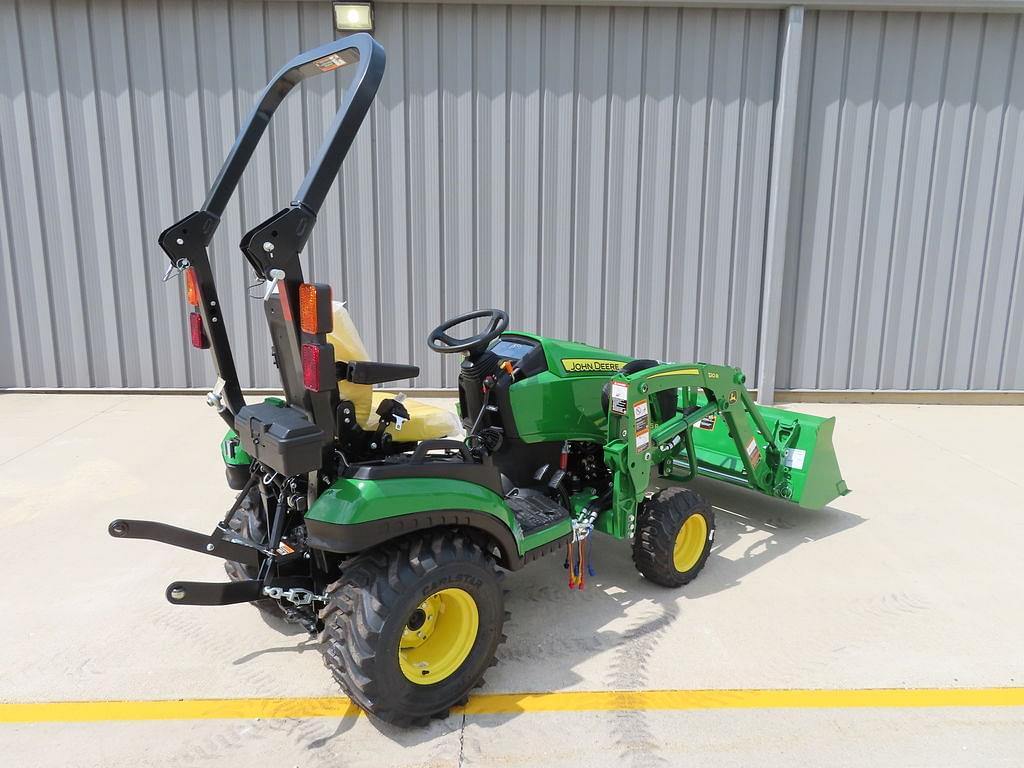 Image of John Deere 1025R Image 1