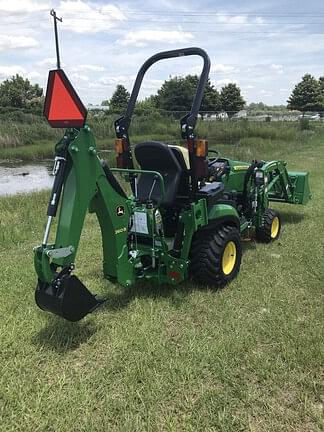 Image of John Deere 1025R equipment image 3