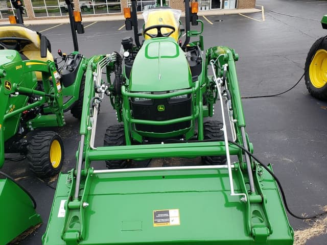 Image of John Deere 1025R equipment image 4