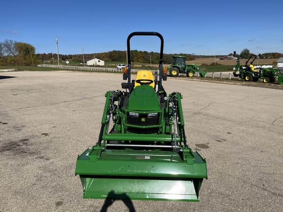Image of John Deere 1025R equipment image 2