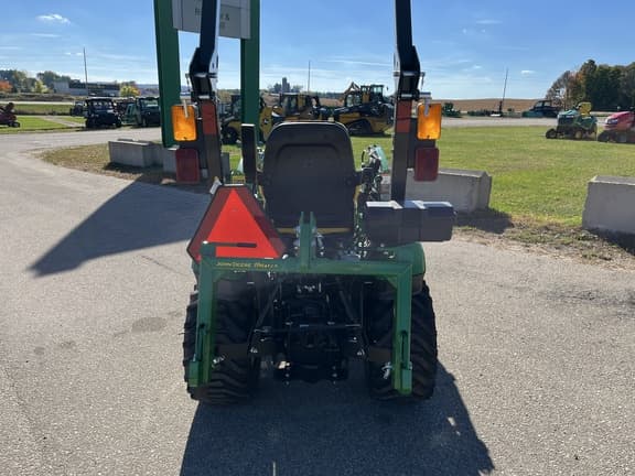 Image of John Deere 1025R equipment image 3